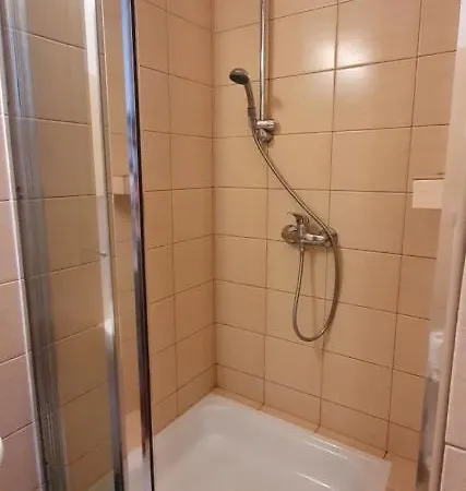 Goscinne Bartek Nocleg ze śniadaniem 3*