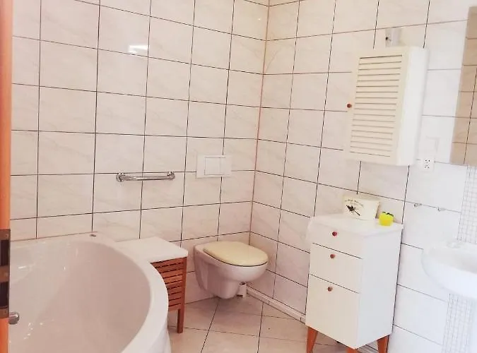 Bed and breakfast Goscinne Bartek 3*